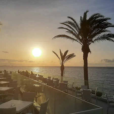 Hotel Cais Da Oliveira 4*