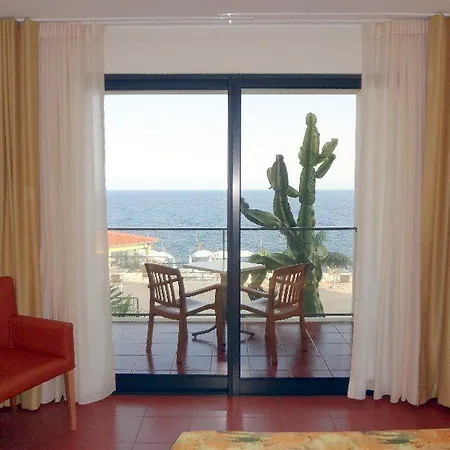 Ξενοδοχείο Cais Da Oliveira 4*