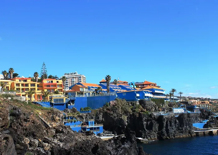 Cais Da Oliveira Canico (Madeira)