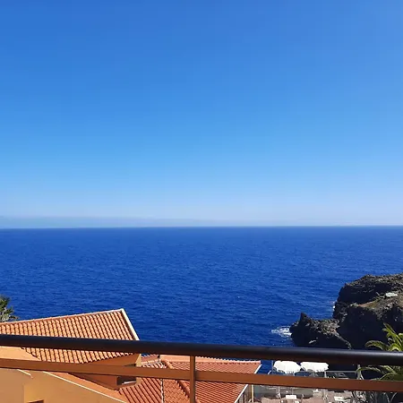 Cais Da Oliveira Hotel 4*