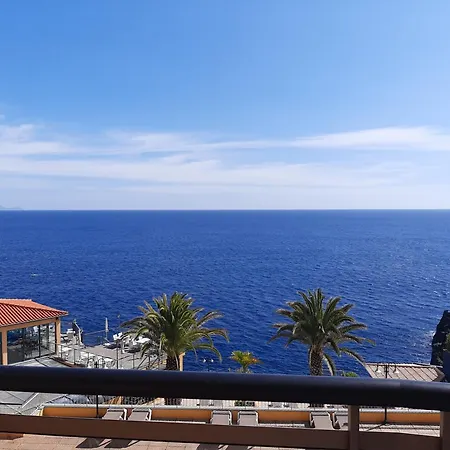 Cais Da Oliveira Hotel Canico (Madeira)