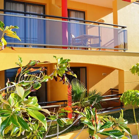 Cais Da Oliveira Hotel Canico (Madeira)