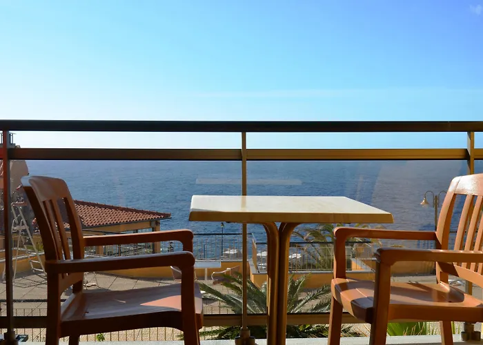 Cais Da Oliveira Hotel