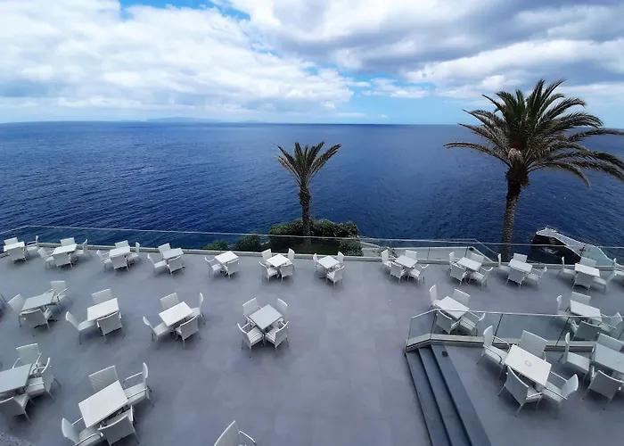 Cais Da Oliveira Hotel Canico (Madeira)