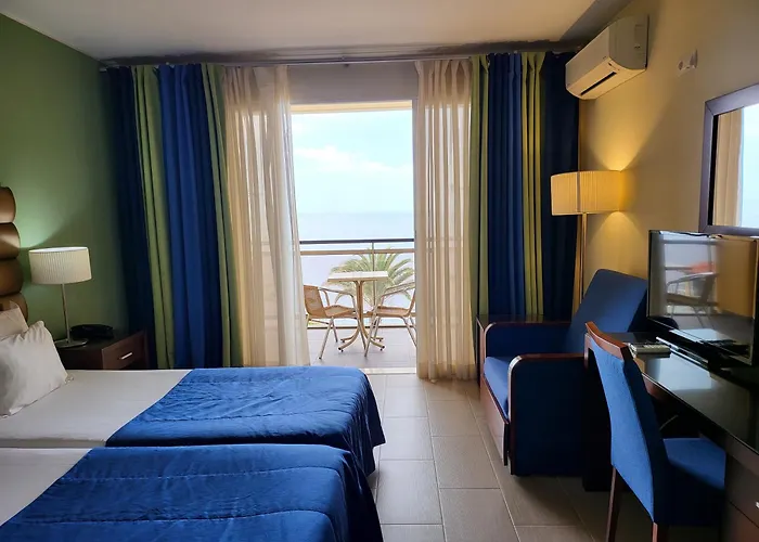 Cais Da Oliveira Caniço