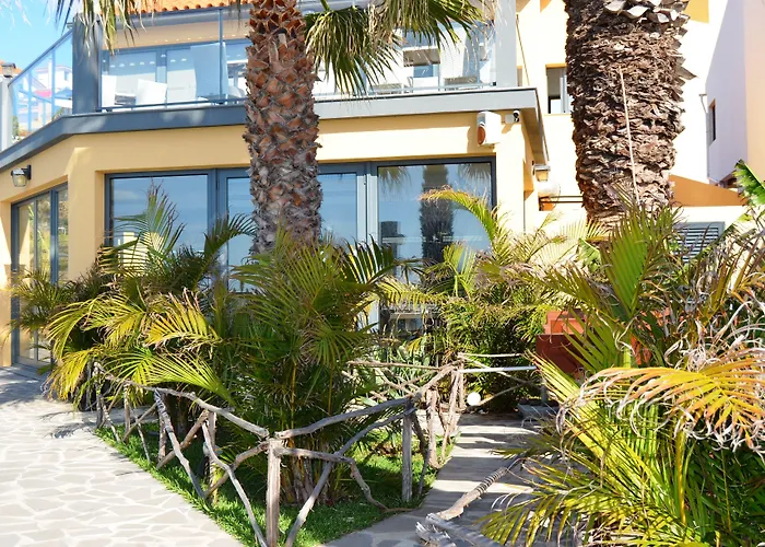 Hotel Cais Da Oliveira 4*